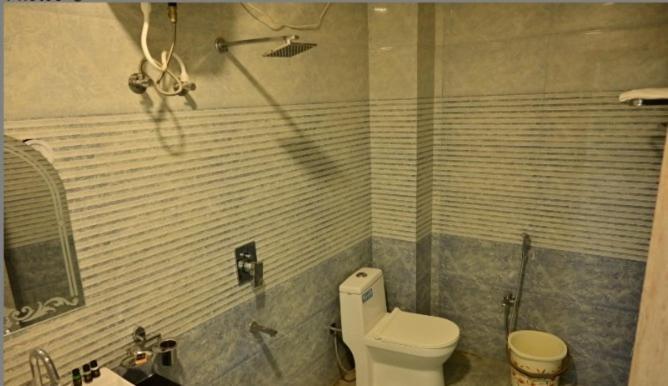Hotel Raghuveer Inn By Bookingcare Sitapur Muafi Zewnętrze zdjęcie
